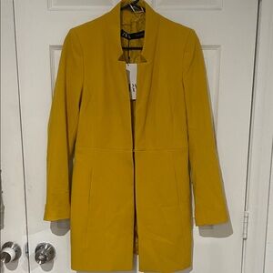 Zara Women's Mustard Blazer